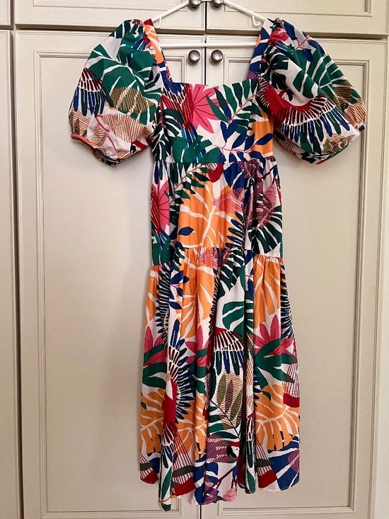 FARM Rio Dresses & Skirts - FARM Rio Macaw Midi Tired Dress